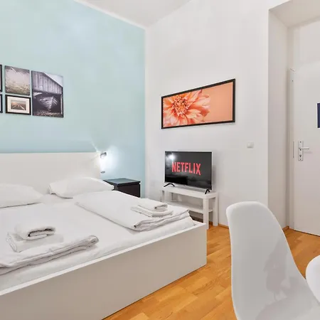 Apartment 522 Mbits Wifi Air Con Free Parking