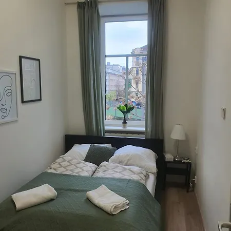 Apartment Massive 6br Apt. Near Millenium For Big Groups *