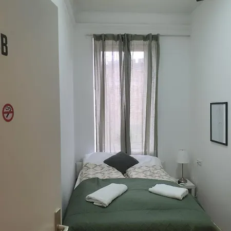 Massive 6br Apt. Near Millenium For Big Groups *