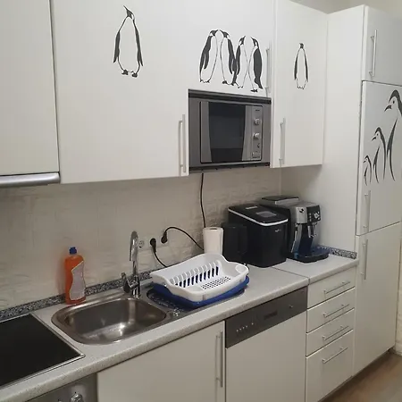 Apartment Massive 6br Apt. Near Millenium For Big Groups *