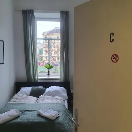 Massive 6br Apt. Near Millenium For Big Groups * Vienna