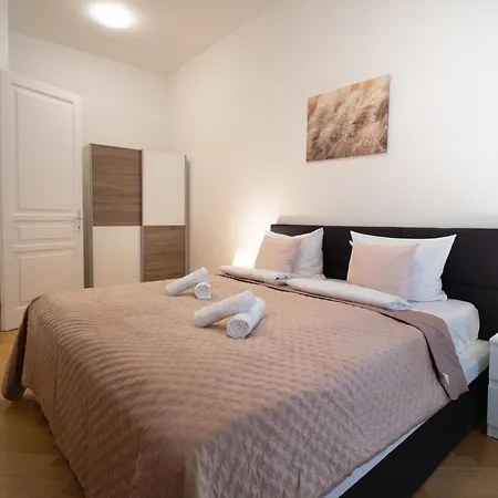 Sweet - Apartment *