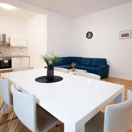 Sweet - Apartment