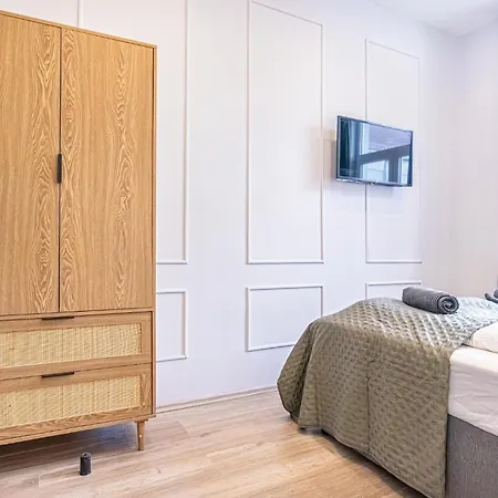 Multiple And At The Heart Of Apartment *