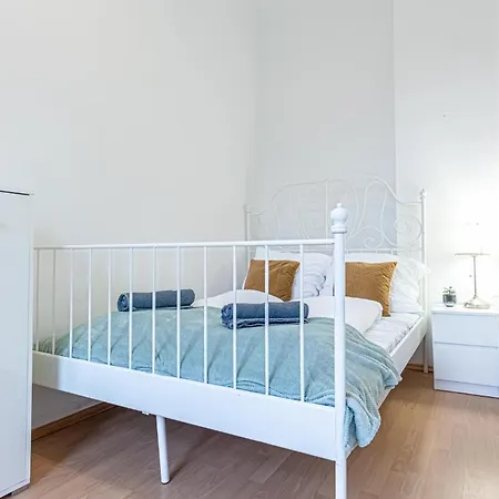 Apartment Multiple And At The Heart Of