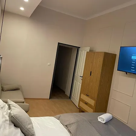 Apartment Multiple And At The Heart Of *
