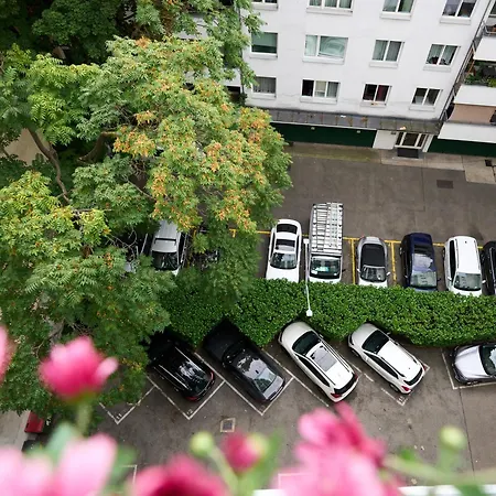 Hotel Henriette Stadthotel 4*