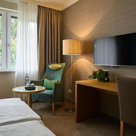 Henriette Stadthotel Hotel 4*