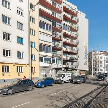 Apartment Stadt Vor Der Tuere Und Dennoch Ruhig Gelegen