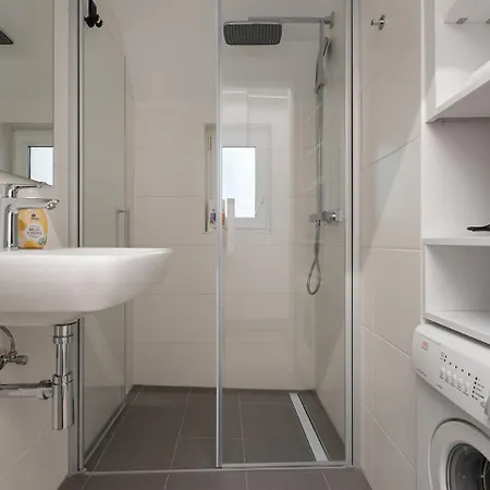 Apartment Stadt Vor Der Tuere Und Dennoch Ruhig Gelegen Vienna