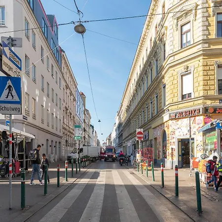 Apartment Ruhig Und Zentral Am Brunnenmarkt, Nur 15 Minuten Ins Zentrum Vienna