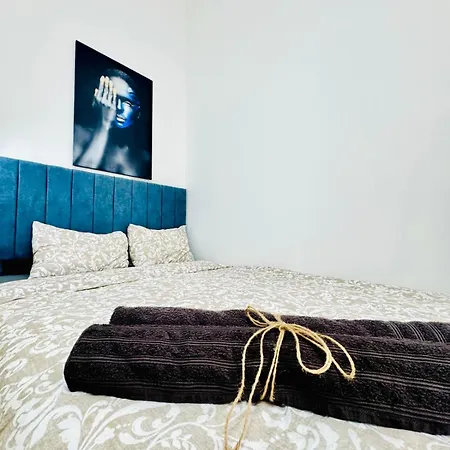 Comfortable 5br Shared 10 Minute Walk To Matzleinsdorfer Platz * Vienna