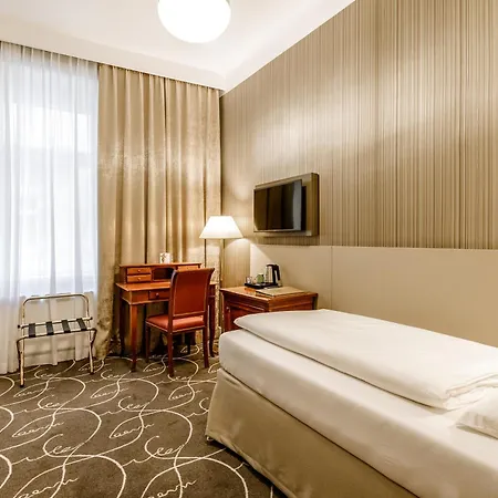 Erzherzog Rainer 4*