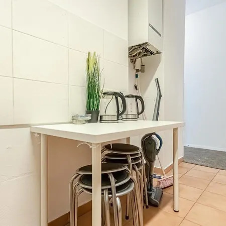 6br / Shared Garden Near Lorenz Boehler & Danube Vienna