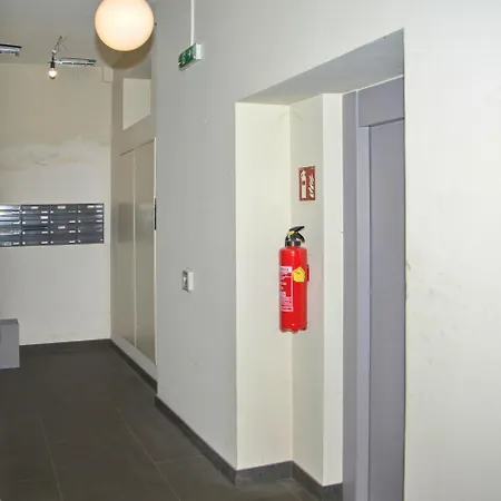 White Lotus Apartment *