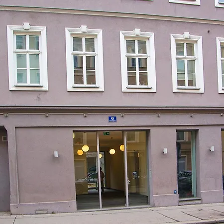 White Lotus Apartment Vienna