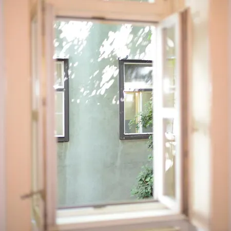 Apartament Mini Viena