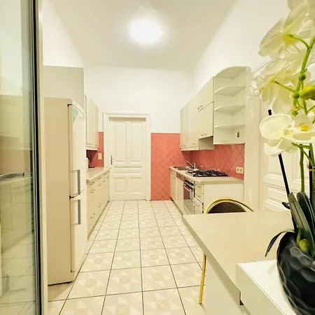 9br For 18p, 12min Walk To Augarten