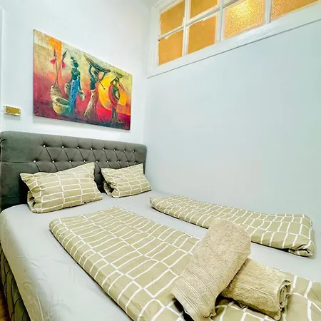 9br For 18p, 12min Walk To Augarten Vienna