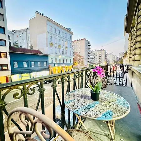 9br For 18p, 12min Walk To Augarten *