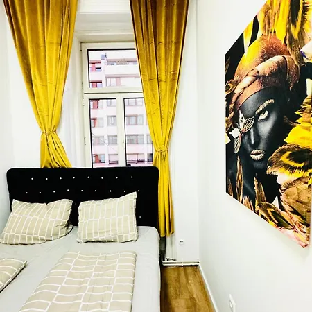9br For 18p, 12min Walk To Augarten Apartment *