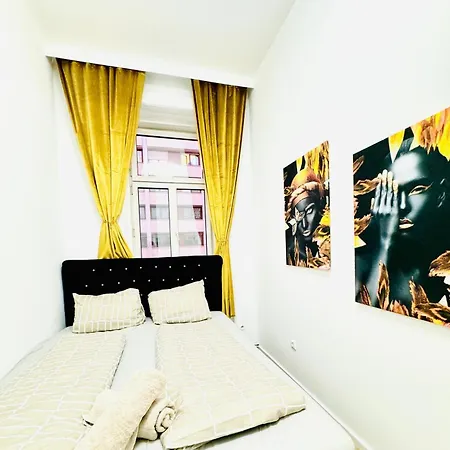 9br For 18p, 12min Walk To Augarten Apartment Vienna