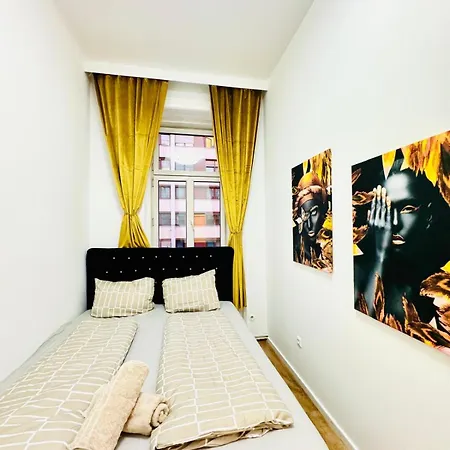 9br For 18p, 12min Walk To Augarten Apartment Vienna
