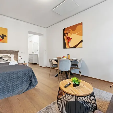 Apartment Stylish Studio, Smart Tv, 2 Beds