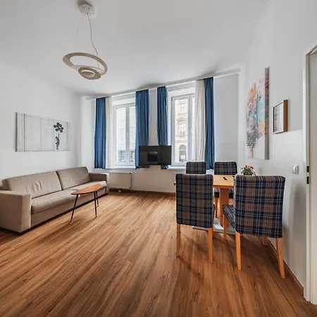 74 Living Apartment *