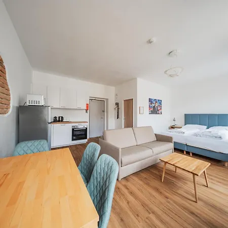 74 Living Apartment *