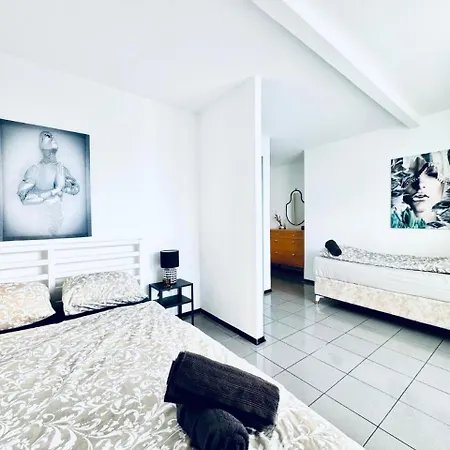 Cozy In A For Groups, 16-mins To Blumengaerten Apartment Wien