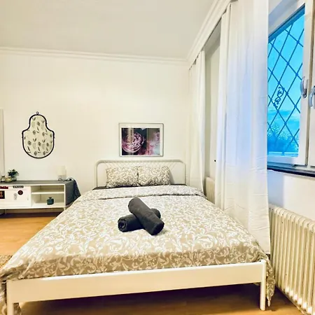 Apartment Cozy In A For Groups, 16-mins To Blumengaerten Wien