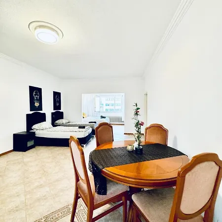 Cozy In A For Groups, 16-mins To Blumengaerten Wien
