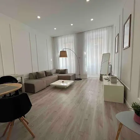 Stayin - Elegant Design With Garden *