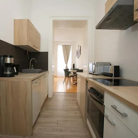 Downtown Bliss Modern Retreat With Free Parking And Fast Internet 600 Mbits * Vienna