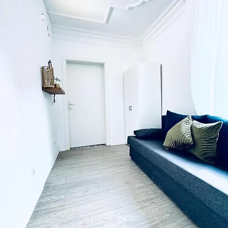 Apartment Very Spacious For Up To 7p With Great Location Vienna