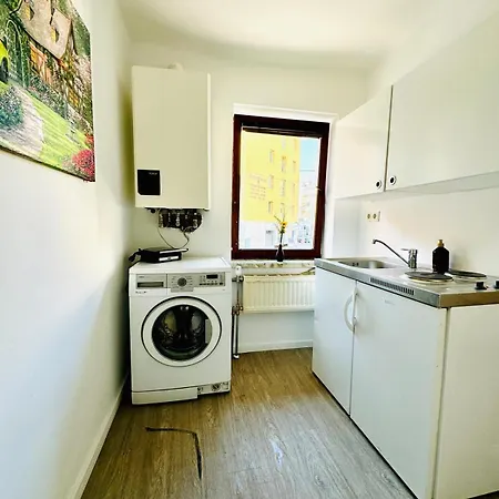 Very Spacious For Up To 7p With Great Location Vienna