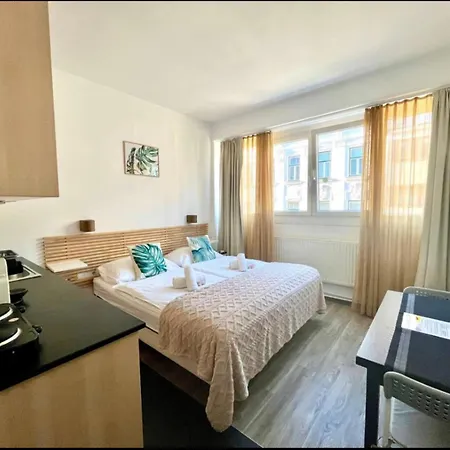 4youhomes - Cosy & In Station District Vienna
