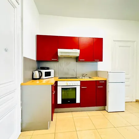 Apartment Affordable 1br & 1lr Apt, 7 Min To Westbahnhof *