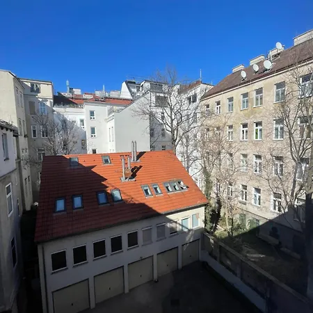 Apartment Two-room In Mariahilfer *