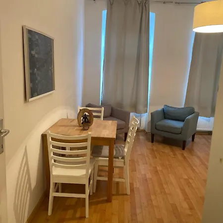 Peaceful 2br 15-min To Ottakring Station Apartment *