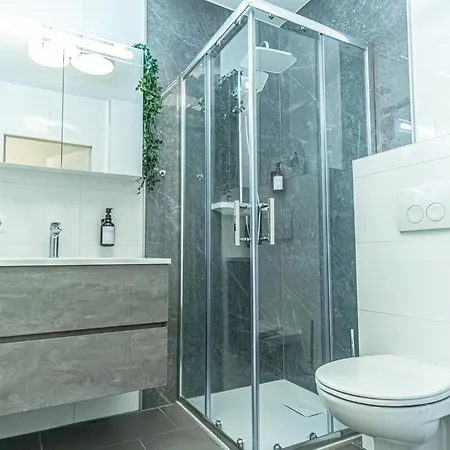 9-min To Center, Comfy 1br And 1lr With Balcony Vienna