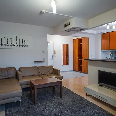 Appartamento Eqbase Stock 4 *