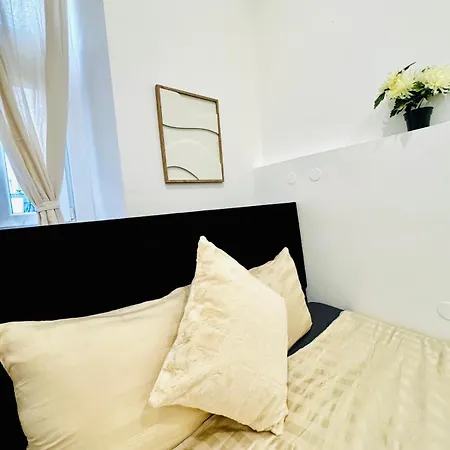 Elegant 5-br Ideal For Groups & Families Vienna
