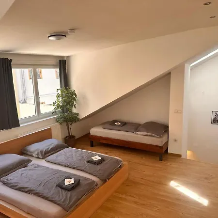 Full Premium - 2 Bedrooms For 5 People - Near Metro Holiday home Vienna