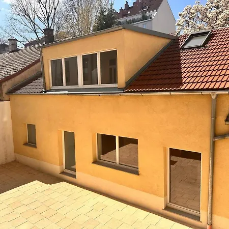 Full Premium - 2 Bedrooms For 5 People - Near Metro Holiday home *