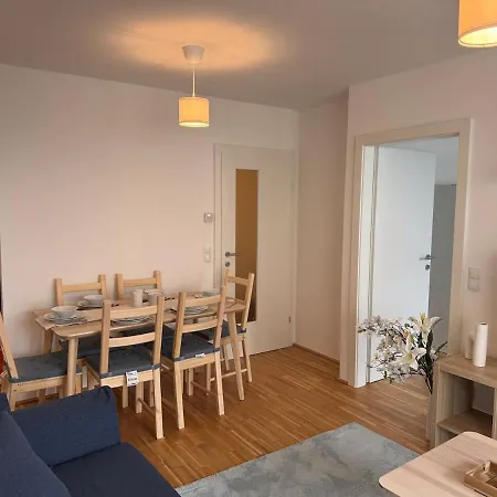 2br, Balcony, Central, Danube, U6 & S-bahn - Axara Housing Brn 22