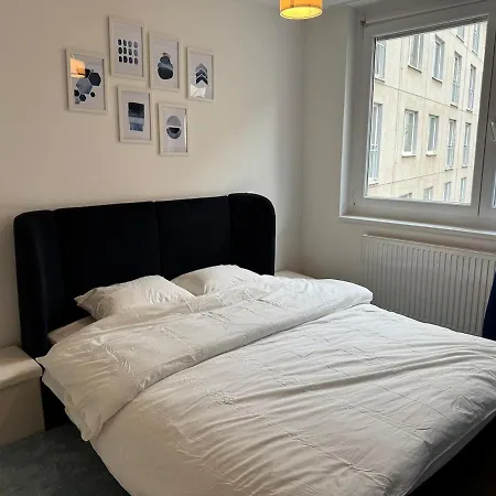 2br, Balcony, Central, Danube, U6 & S-bahn - Axara Housing Brn 22