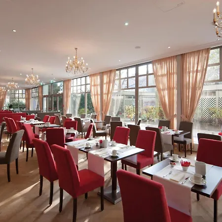 Austria Trend Maximilian 4* Wien
