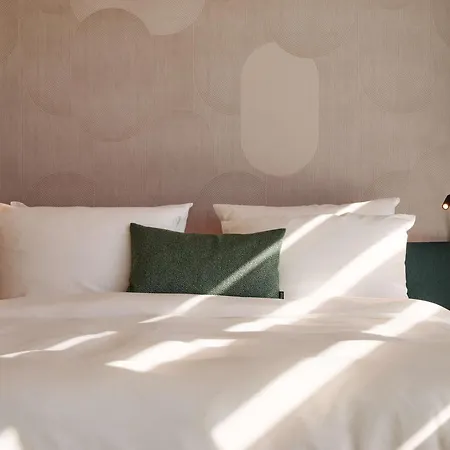 Hotel A By Adina Danube *